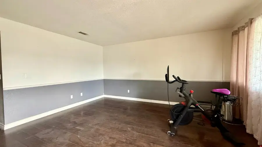1239 Chittenden Avenue, Corcoran, CA 93212 - #2