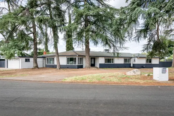 4205 Ralph Lane N, Fresno, CA 93727