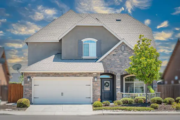 4102 Duncan Avenue, Clovis, CA 93619