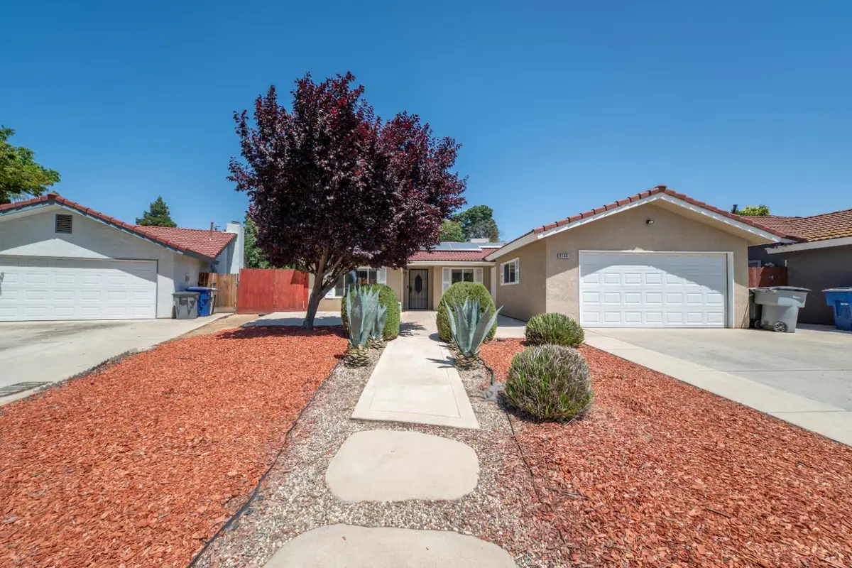 6168 N Lola Avenue, Fresno, CA 93722 - #1