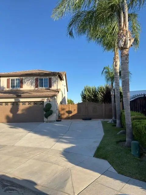 5789 W Dayton Avenue, Fresno, CA 93722 - #2