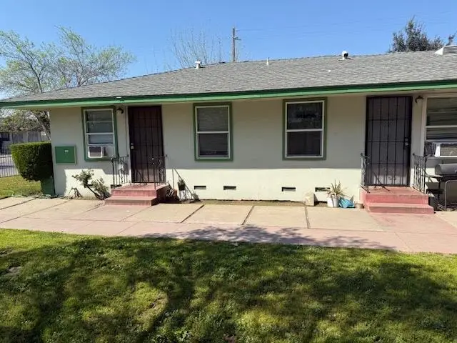 3361 E Mckinley Avenue, Fresno, CA 93703 - #3