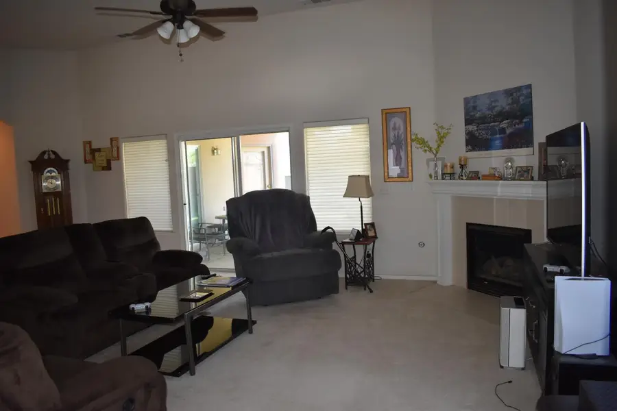 829 E Green Acres Drive, Fresno, CA 93720 - #3