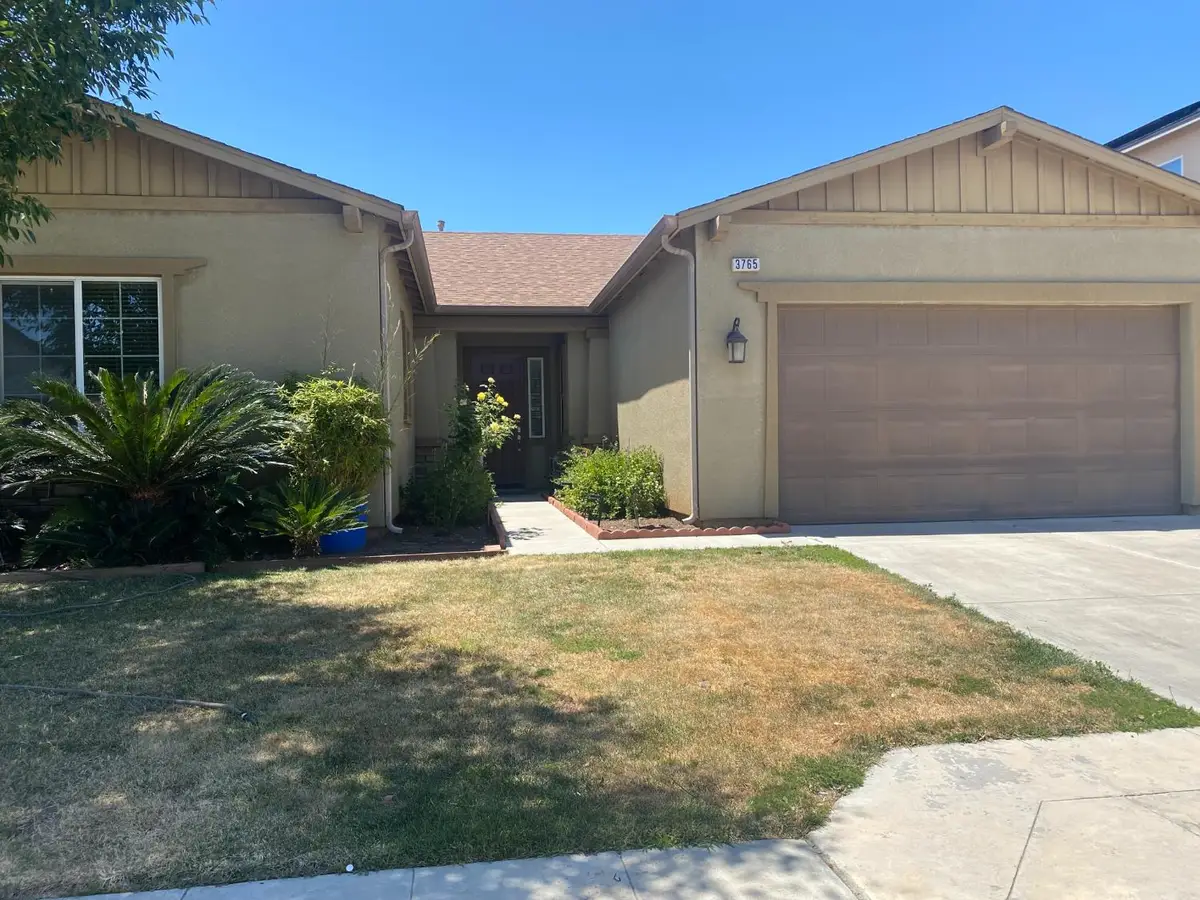 3765 N Pearwood Avenue, Fresno, CA 93727 - #1