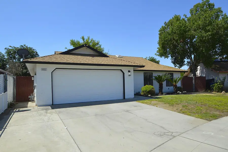 4952 E Hungtington, Fresno, CA 93727 - #3