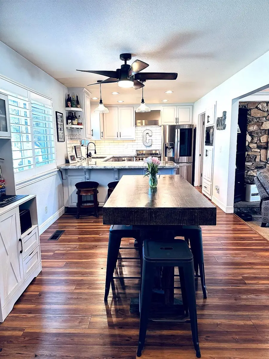 8323 E Sanders Court, Fresno, CA 93737 - #2