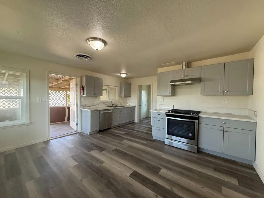 8897 Jacobs Avenue, Orange Cove, CA 93646 - #3