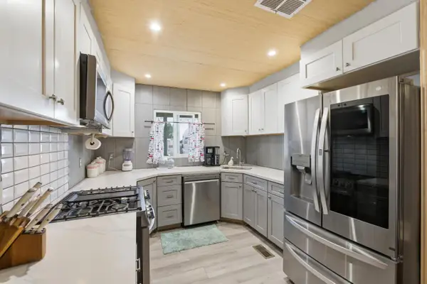 12846 NW Lacey Boulevard #45, Hanford, CA 93230
