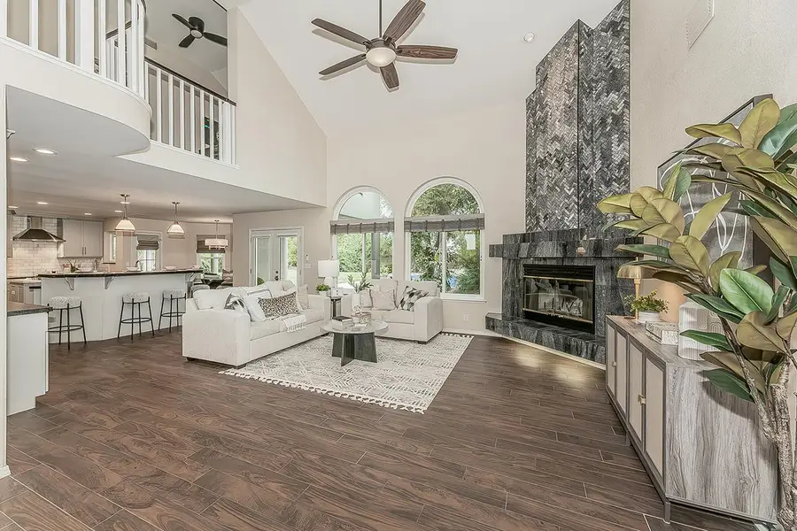 505 E Mariners Circle, Fresno, CA 93730 - #3