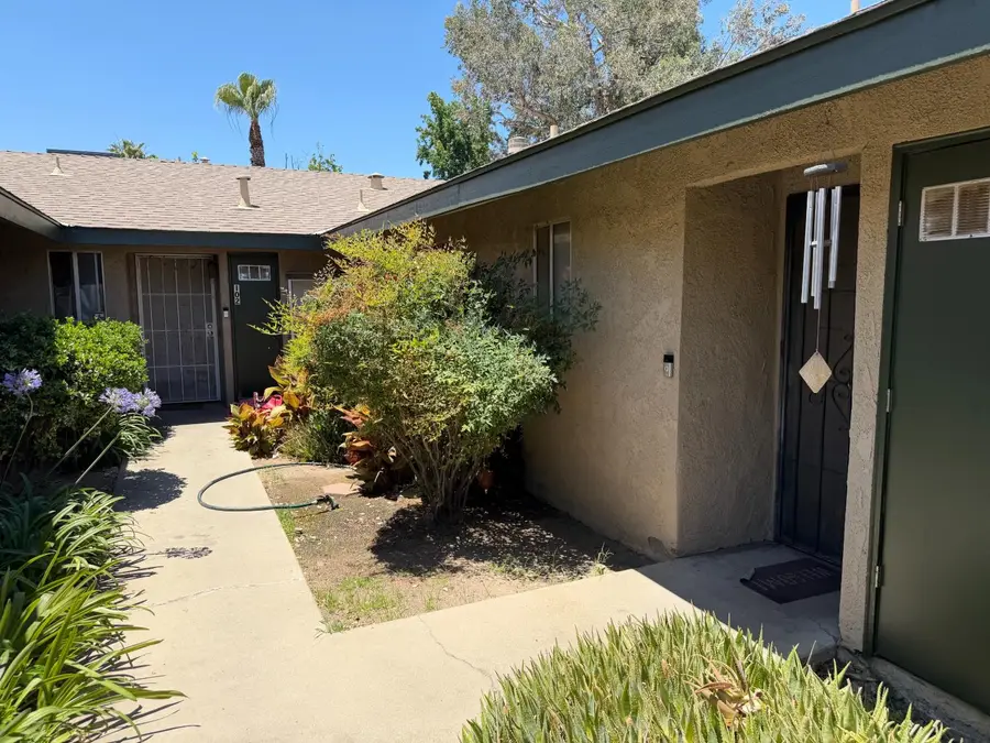 4053 N Feland Avenue, Fresno, CA 93722 - #3