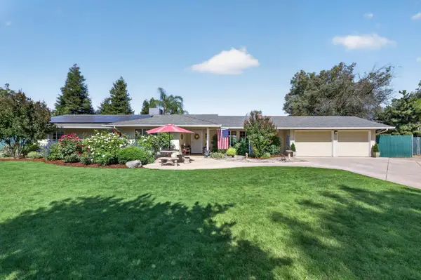9198 N Fowler Avenue, Clovis, CA 93619