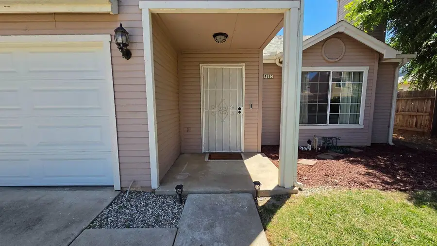 4685 W Bellaire Way, Fresno, CA 93722 - #2