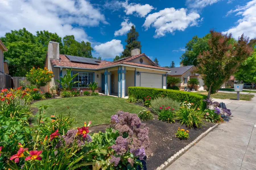 1606 E Eclipse Avenue, Fresno, CA 93720 - #3