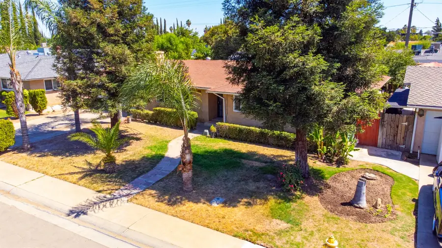 27164 Parkwood Avenue, Madera, CA 93637 - #3