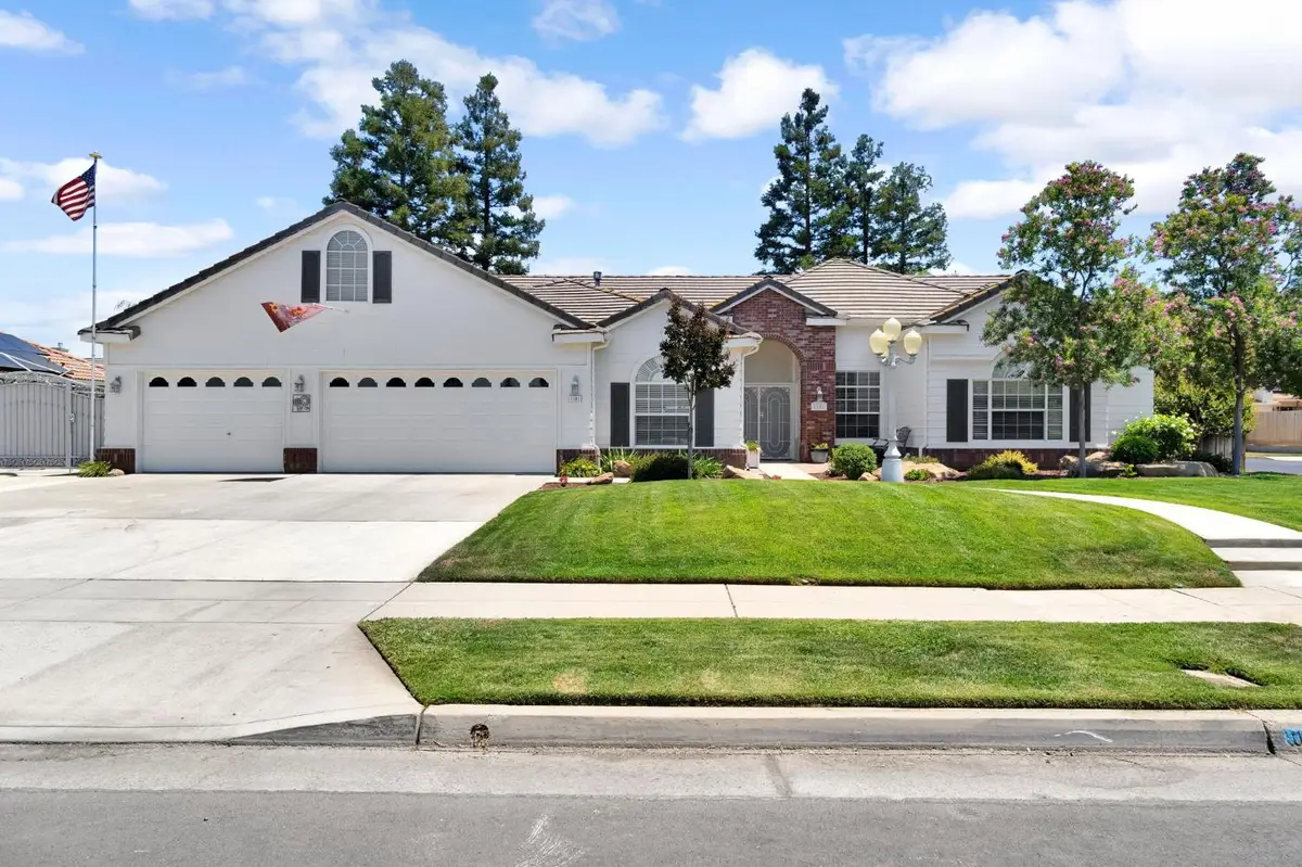 1101 N Armstrong Avenue, Clovis, CA 93611 - #1