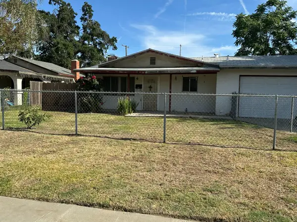 530 E 11th Street, Hanford, CA 93230