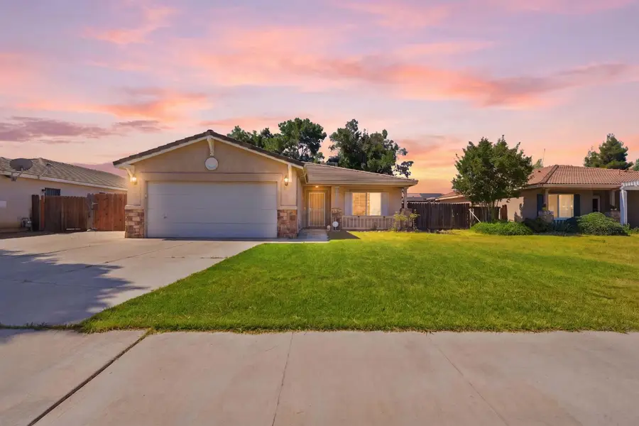 1865 La Vida Avenue, Porterville, CA 93257 - #2