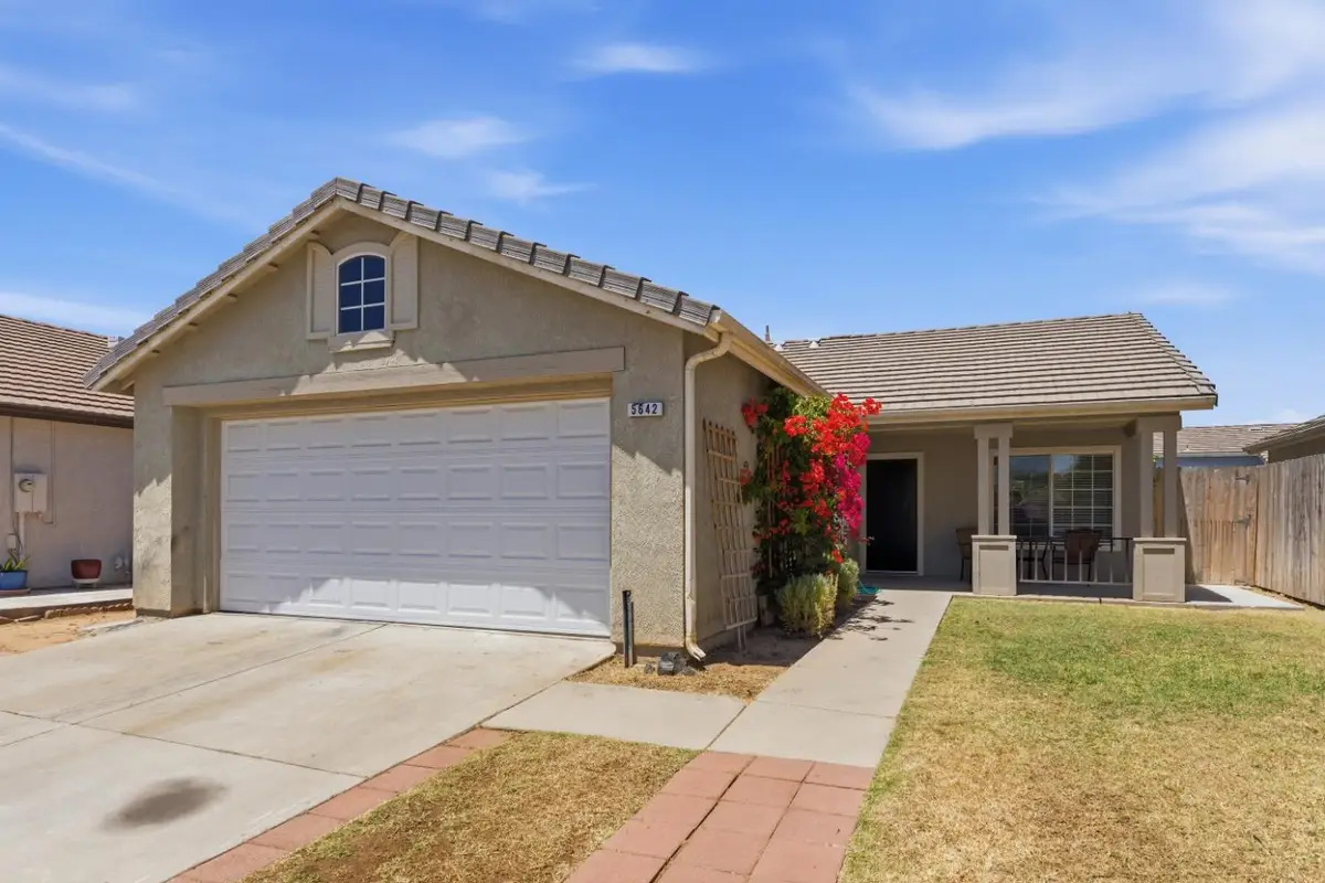 5642 W Donner Avenue, Fresno, CA 93722 - #1