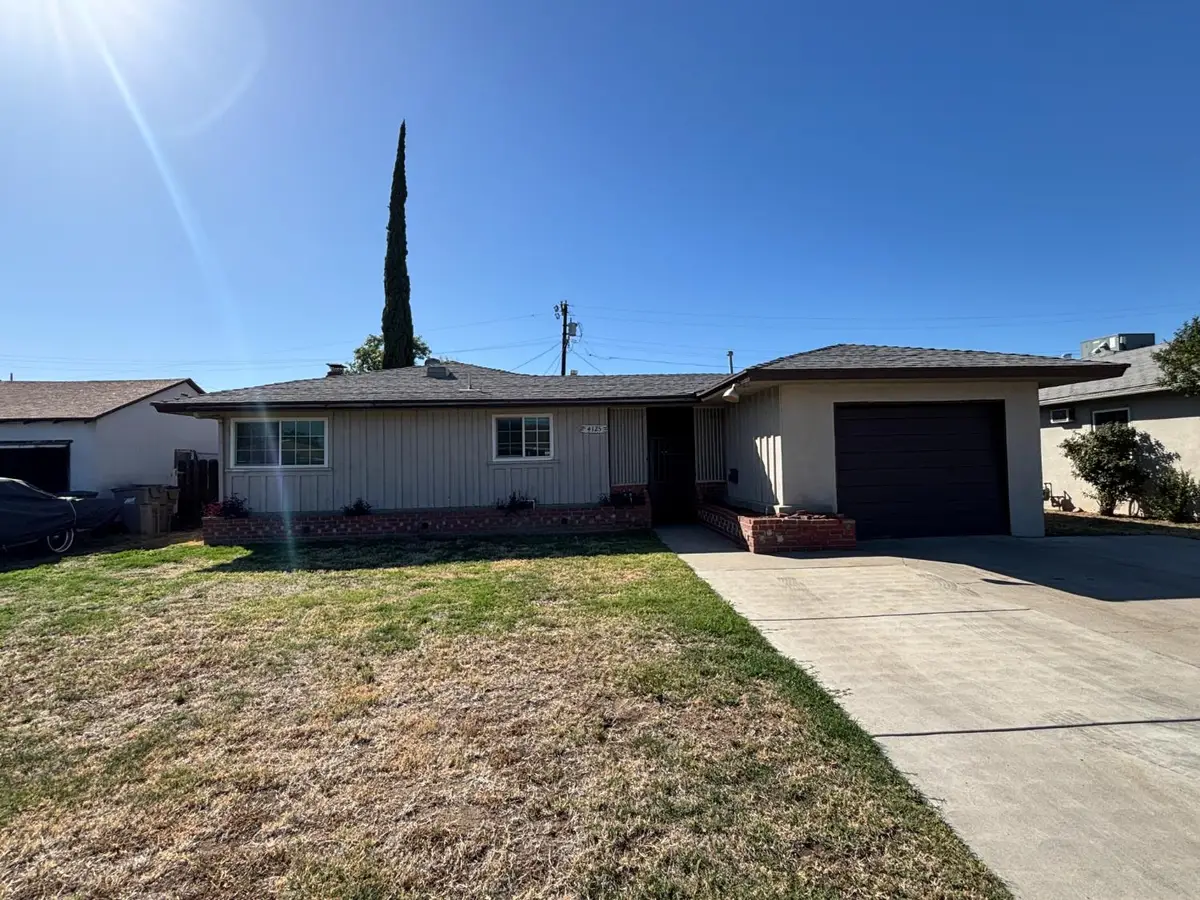 4125 Kenmore Drive S, Fresno, CA 93703 - #1