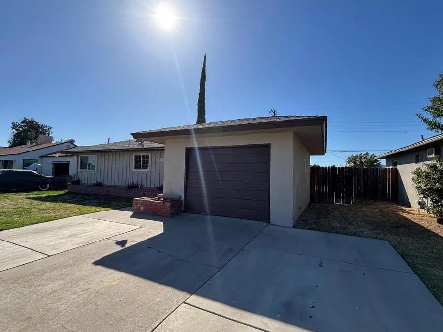 4125 Kenmore Drive S, Fresno, CA 93703 - #2