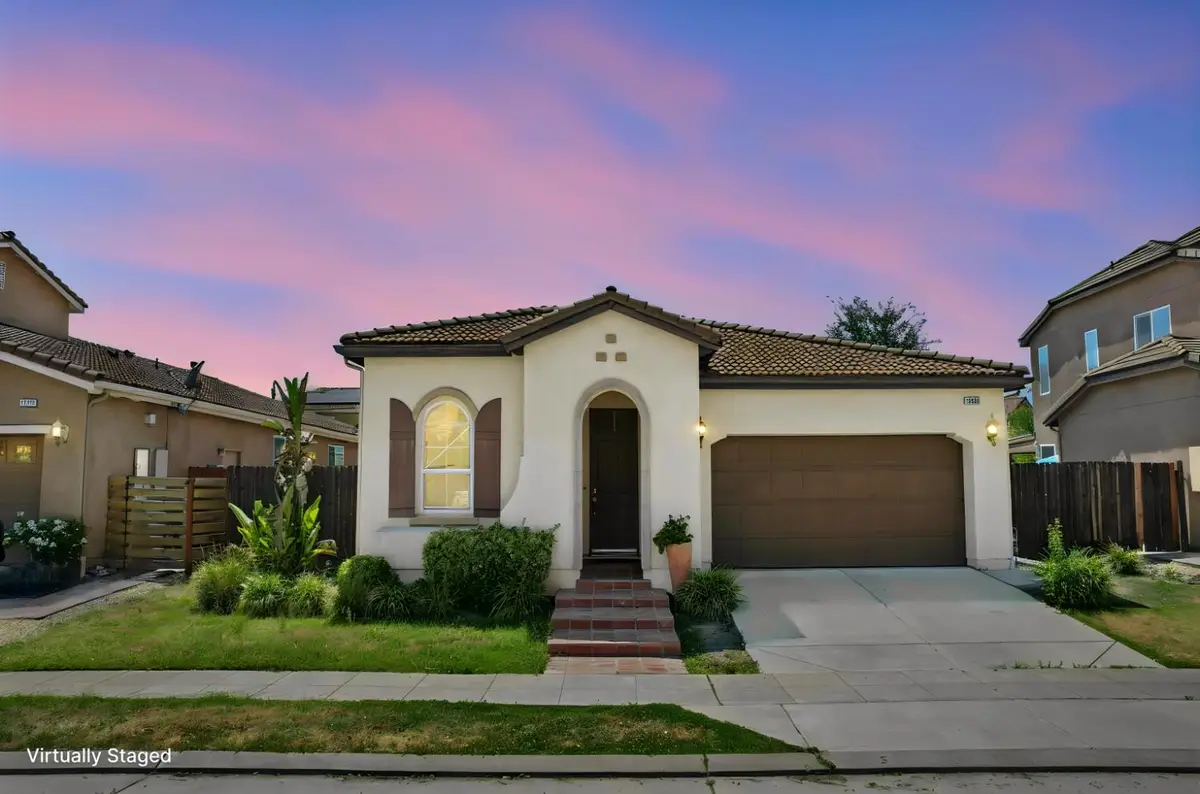 10639 N Dearing Avenue, Fresno, CA 93730 - #1