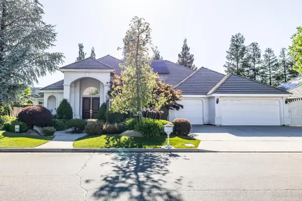 10235 N Rowell Avenue, Fresno, CA 93730