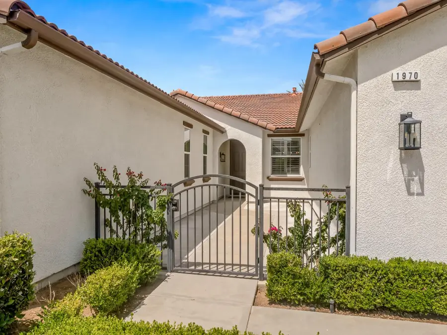 1970 N Langley, Clovis, CA 93619 - #2