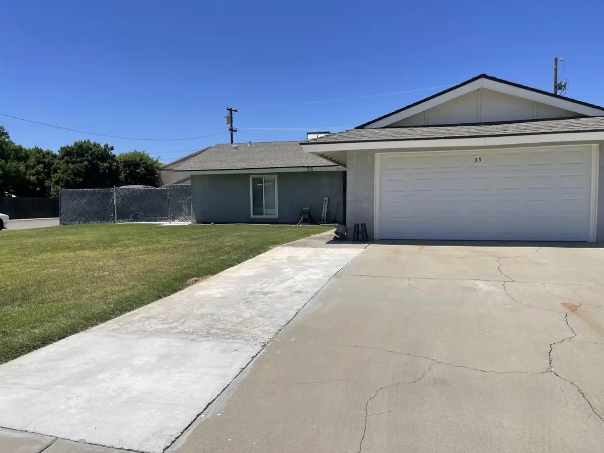 35 Linda Lane, Lemoore, CA 93245 - #1