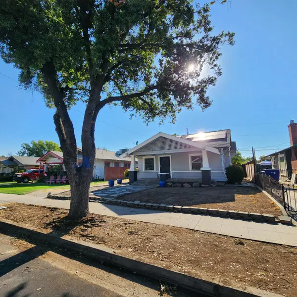 1373 N Echo Avenue, Fresno, CA 93728