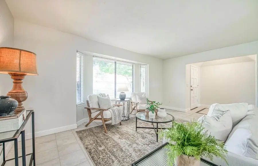 1653 E Cole Avenue, Fresno, CA 93720 - #3