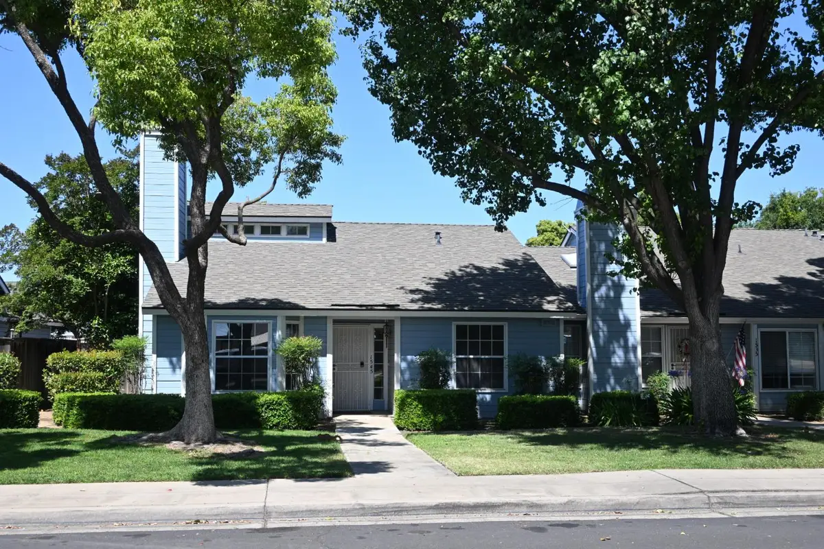 1545 Mayflower, Clovis, CA 93612 - #1