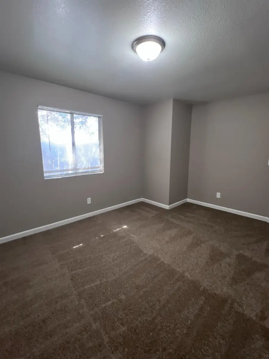 1262 N Marks Avenue #109, Fresno, CA 93722 - #3