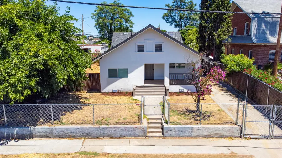 2531 E Mckenzie Avenue, Fresno, CA 93701 - #2