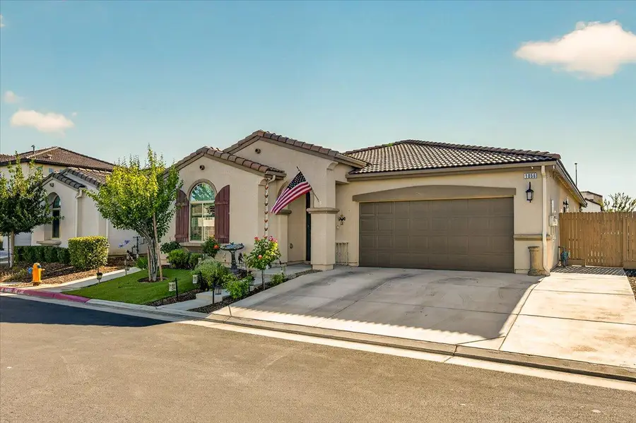 1056 Lindsay Lane, Clovis, CA 93619 - #2