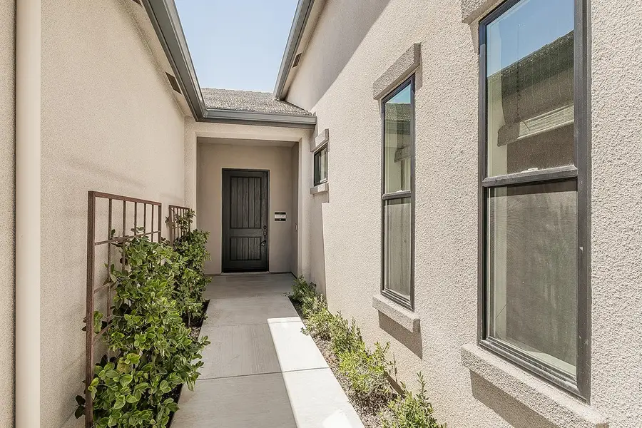 11609 N Sandy Par Drive, Fresno, CA 93730 - #3