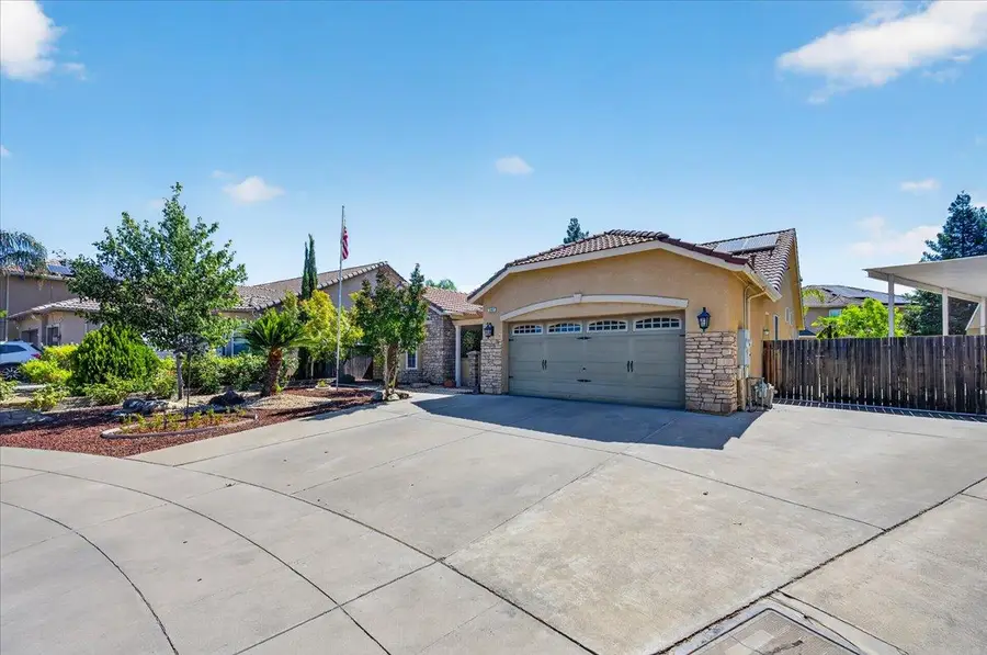 2467 Redington Avenue, Clovis, CA 93619 - #3