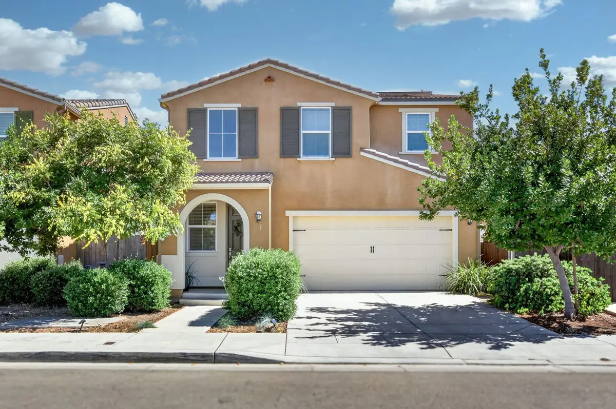3866 Sussex Avenue, Clovis, CA 93619 - #1
