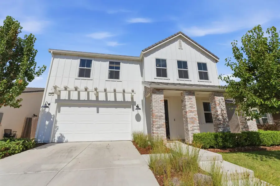 186 Sentinel Drive S, Madera, CA 93636 - #3