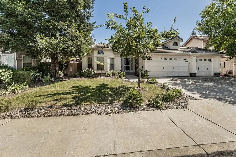 6589 E Michigan Avenue, Fresno, CA 93727 - #2