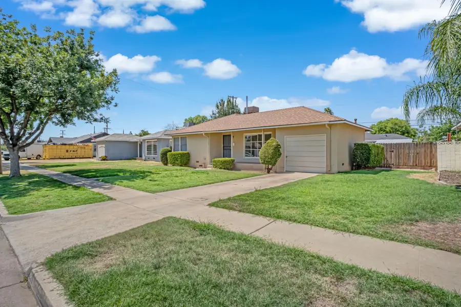 1422 W Flint Way, Fresno, CA 93705 - #3