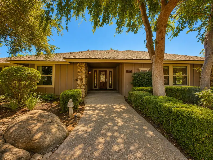 627 E Utah Avenue, Fresno, CA 93720 - #2