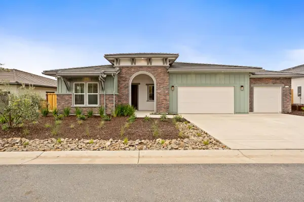 8226 Iron Creek Drive, Friant, CA 93626