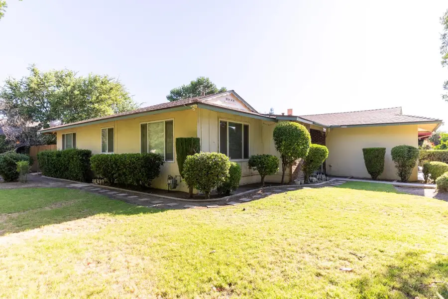 4036 E Gettysburg Avenue, Fresno, CA 93726 - #2