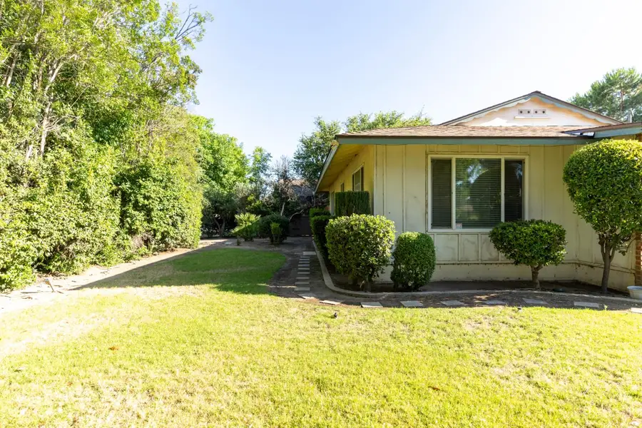 4036 E Gettysburg Avenue, Fresno, CA 93726 - #3