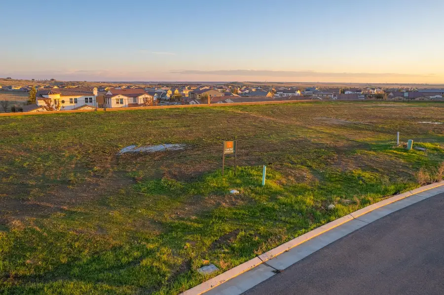 934 Terrace Place, Madera, CA 93636 - #2