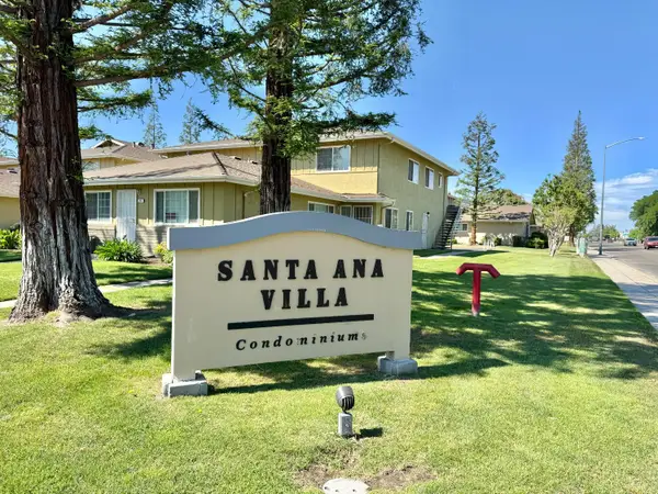 495 W Santa Ana Avenue #4, Clovis, CA 93612