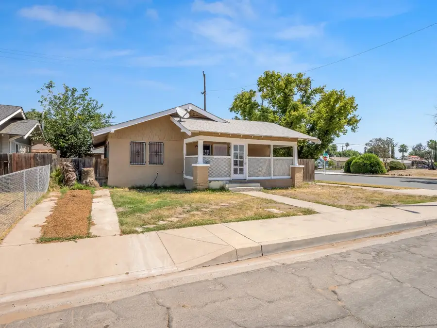 3957 E Verrue Avenue, Fresno, CA 93702 - #2
