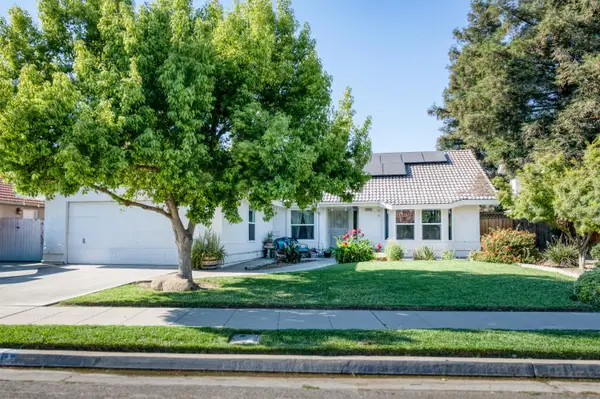 2373 Beechwood Way, Madera, CA 93637