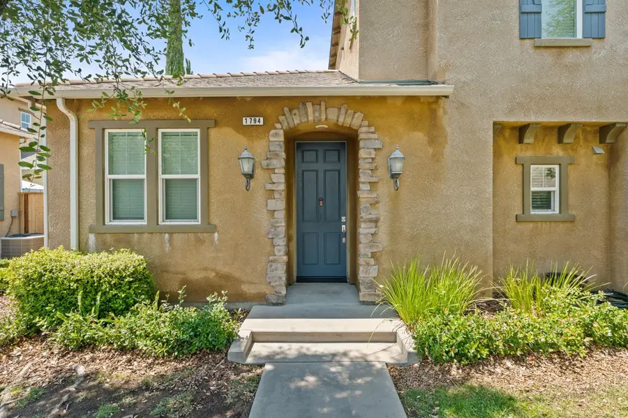 1794 N Merlan Lane, Clovis, CA 93619 - #3