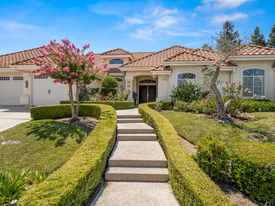 9377 N Saint Martin Drive, Fresno, CA 93720 - #2